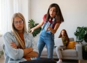 5 Hal yang Sering Memicu Konflik antara Ibu dan Anak Perempuan