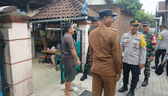 Patroli Gabungan di Kecamatan Lembar, Pastikan Pilkada Aman dan Kondusif