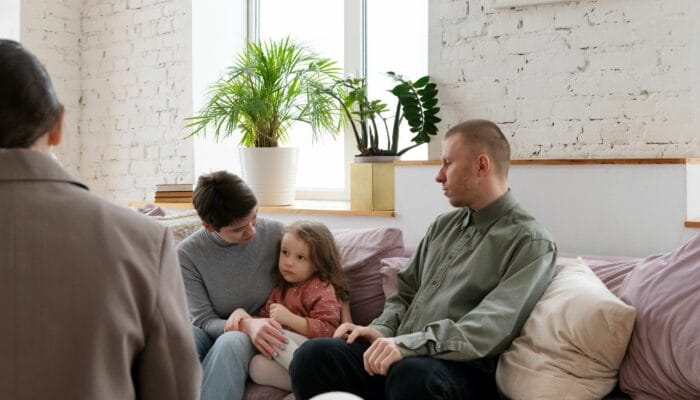 Kebiasaan Orang Tua yang Merusak Kesehatan Mental Anak