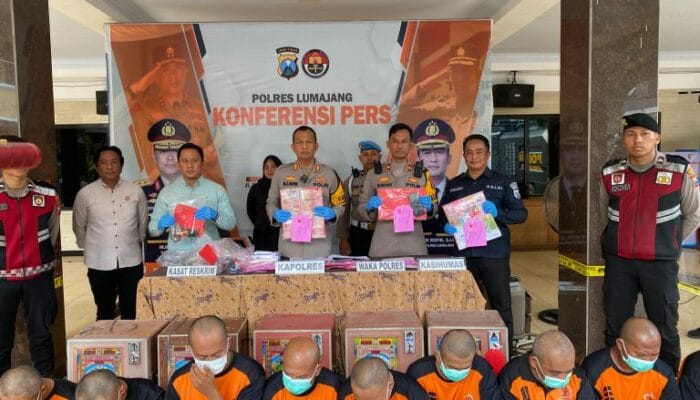 Polisi Lumajang Ungkap Judi Online dan Konvensional, 10 Tersangka Ditangkap
