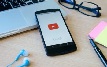 YouTube Uji Fitur Baru, Geser Video Tanpa Layar Penuh