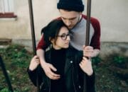 Mengapa Beberapa Orang Cepat Jatuh Cinta? Ini Penjelasannya