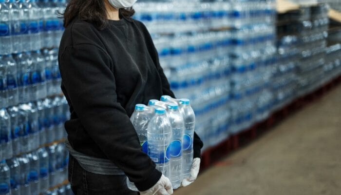 Mengenal Bisnis Distribusi Air Minum Bermerk, Solusi Tanpa Risiko Besar