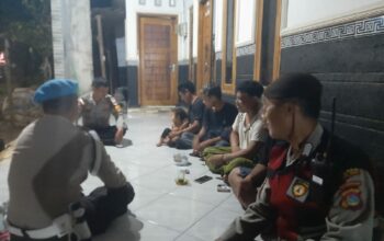 Silaturahmi Kamtibmas: Polsek Sekotong Sambangi Tokoh Masyarakat dan Pemuda