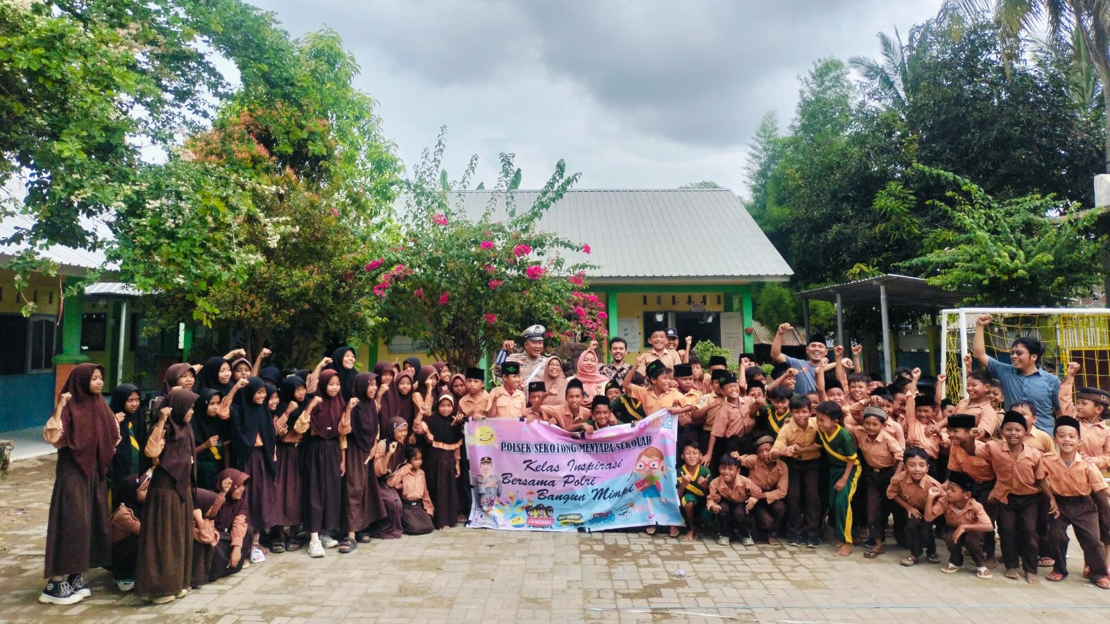 Polsek Sekotong Gelar Program Menyapa Sekolah, Fokus pada Narkoba