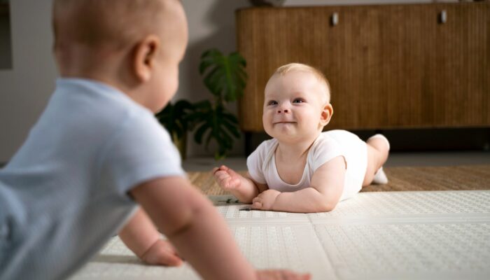 Tips Tummy Time yang Tepat untuk Bayi Sehat dan Kuat