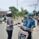 Sat Lantas Polres Bima Kota Tertibkan Pelanggar Lalu Lintas Kasat Mata di Jalan Gatot Subroto