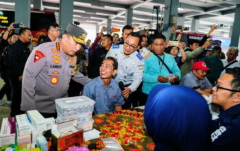 Kapolri Minta Pengusaha Bus Jarak Jauh Siapkan Sopir Cadangan