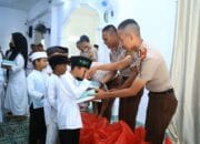 Ratusan Nasi Jumat Berkah Dibagikan oleh Taruna Akpol Angkatan 59