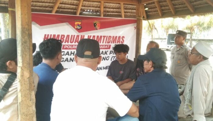 Polsek Gerung Edukasi Warga: Langkah Aman Bekerja di Luar Negeri