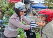 Sat Lantas Polres Bima Kota Sosialisasikan Keselamatan Berlalu Lintas di Perempatan Santi