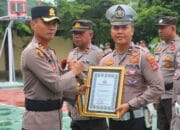 Kapolres Lombok Utara Berikan Reward Kepada Personil Berprestasi