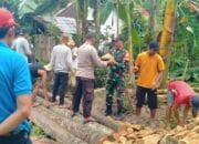 Semangat Kebersamaan di Sekotong: TNI-Polri dan Warga Gotong Royong Atasi Bencana