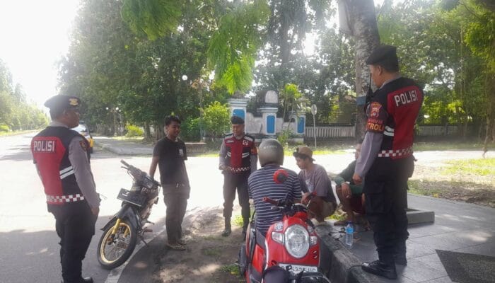 Polres Lombok Barat Aktif Jaga Kamtibmas Melalui Patroli Dialogis & KEMOS 110