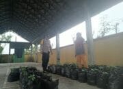 Bhabinkamtibmas Polsek Gerung Aktif Dukung Ketahanan Pangan di Lombok Barat