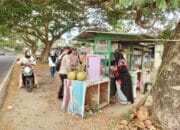 Cuaca Ekstrem, Polsek Kuripan Imbau Warga Waspada dan Jaga Diri