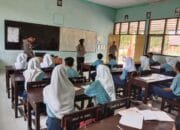 Edukasi Dini Bahaya Narkoba, Judi Online, dan Bullying: Langkah Preventif SMPN 1 Labuapi untuk Generasi Unggul