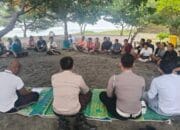 Sat lantas dan Sat Binmas Polres Lotara Pimpin Pemilihan Ketua Komunitas Ojek Patuh Genem