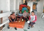 Polsek Kawasan Pelabuhan Laut Bima Laksanakan Giat Sambang Buruh dan ABK Kapal