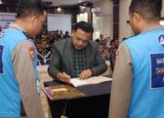 Bupati LIRA dan Kapolres Lombok Barat Tandatangani Fakta Integritas Penerimaan Anggota Polri