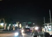 Ibadah Khusyuk! Polsek Labuapi Amankan Tarawih