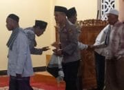 Polsek Kediri Laksanakan Tarawih Keliling, Sampaikan Pesan Kamtibmas