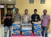 Basmi Miras Jelang Lebaran, Tim Opsnal Polsek Rasbar Sita 150 Botol Arak Bali