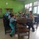 Sinergi Polsek Gerung dan SPPG Wujudkan Program Makan Bergizi di SDN Dasan Tapen
