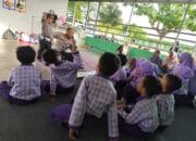 Sat Binmas Laksanakan “Police Goes to School” di RA Muslimat Tanjung, Kenalkan Profesi Polri dan Bahaya Narkoba Sejak Usia Dini