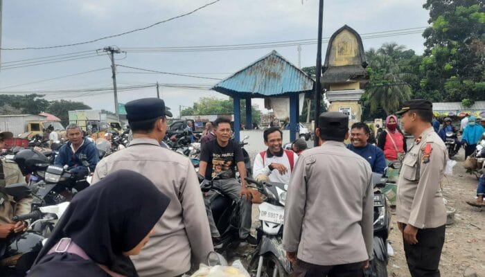 Polres Lobar Gelar Operasi Bina Kusuma di Pasar Kediri