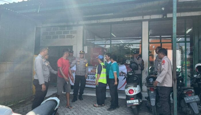 Ops Bina Kusuma 2025: Polri Bangun Kepercayaan Warga Batulayar