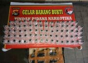 Tim Opsnal Sat Narkoba Polres Bima Kota Gagalkan Peredaran 76 Botol Arak Bali