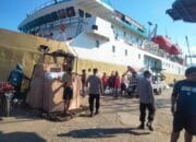 Polsek Kawasan Pelabuhan Laut Bima Laksanakan Patroli Rutin dan Himbauan Kamtibmas di Area Pelabuhan