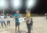 Bhabinkamtibmas Desa Tambak Sari  Hadiri Penutupan Lomba Volly KKN UTS, Wujud Kepedulian terhadap Generasi Muda