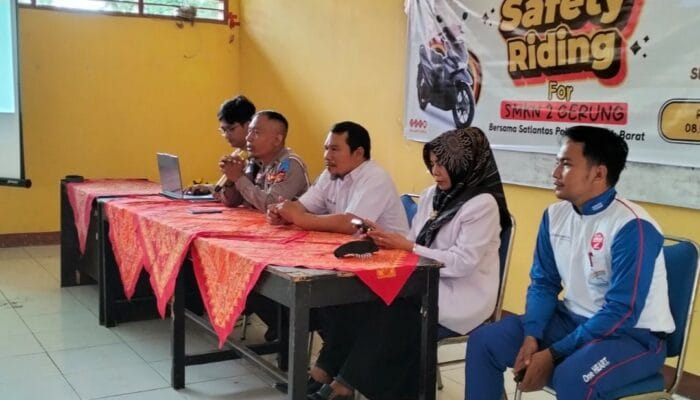 SMKN 2 Gerung Jadi Lokasi Edukasi Safety Riding Satlantas Lombok Barat