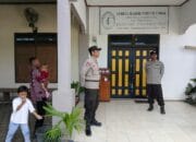 Polsek Maluk Lakukan Pengamanan Rumah Ibadah Jemaat Nasrani di Wilayah Kecamatan Maluk