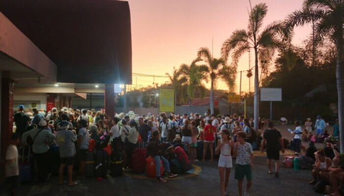 Pelabuhan Lembar Jadi Alternatif Wisatawan Asing Dampak Cuaca Buruk di Senggigi