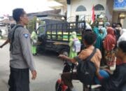 Polsek Batulayar Gelar Gerakan Pangan Murah, 2 Ton Beras Ludes Diserbu Warga