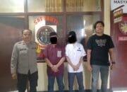 Sat Resnarkoba Polres Dompu Serahkan Dua Tersangka Kasus Narkotika Tahap II ke Kejaksaan Negeri Dompu.
