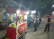 Polsek Bayan Laksanakan Patroli Dialogis dan Blue Light untuk Jaga Harkamtibmas