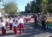 Polres Dompu Laksanakan Pengamanan Jalur Lomba Gerak Jalan Indah Tingkat SD Sederajat Sambut HUT RI ke-80