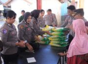 Polres Sumbawa Barat dan Perum Bulog Gelar Bazar Beras Murah di Poto Tano