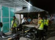 POLSEK SETELUK LAKSANAKAN PATROLI DIALOGIS HEBAT DI DUSUN SELAYAR, DUKUNG QUICK WINS PRESISI POLRI
