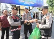Jaga Stamina Personel, Polres Lombok Tengah Berikan Vitamin Jelang MotoGP 2025.