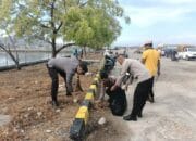 Polsek Kawasan dan Sat Polairud Polres Bima Kota Gelar Baksos Bersih-Bersih di Dermaga Pelabuhan Bima
