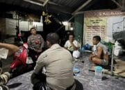 Polres Lombok Barat Perkuat Siskamling di Desa Montong Are, Kecamatan Kediri