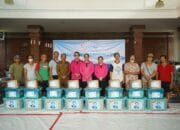 Peduli Sesama, Ketua Umum Bhayangkari Salurkan Bantuan untuk Masyarakat Terdampak Banjir di Bali