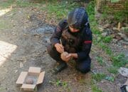 Diduga Granat, Dua Benda Mirip Peluru Meriam Kuno Ditemukan di Hutan Plampang Sumbawa