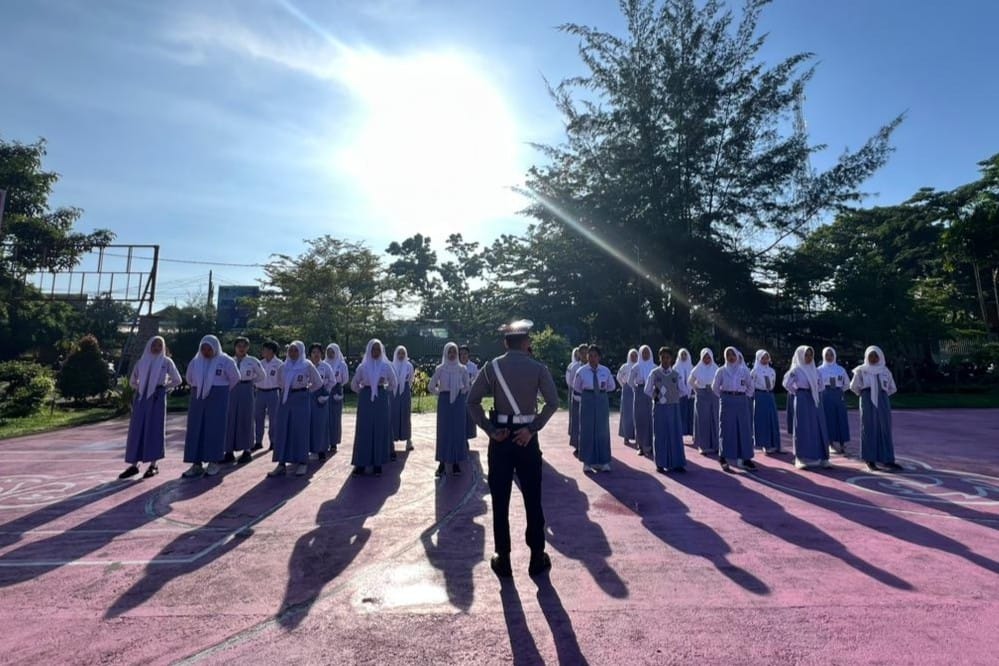 Disiplin Sejak Dini, Satlantas Lombok Barat Bentuk Pelajar Pelopor Keselamatan Jalan