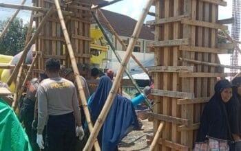 Bhabinkamtibmas Desa Goa Bersama Warga Gelar Kerja Bakti, Wujudkan Sinergi dan Kebersamaan